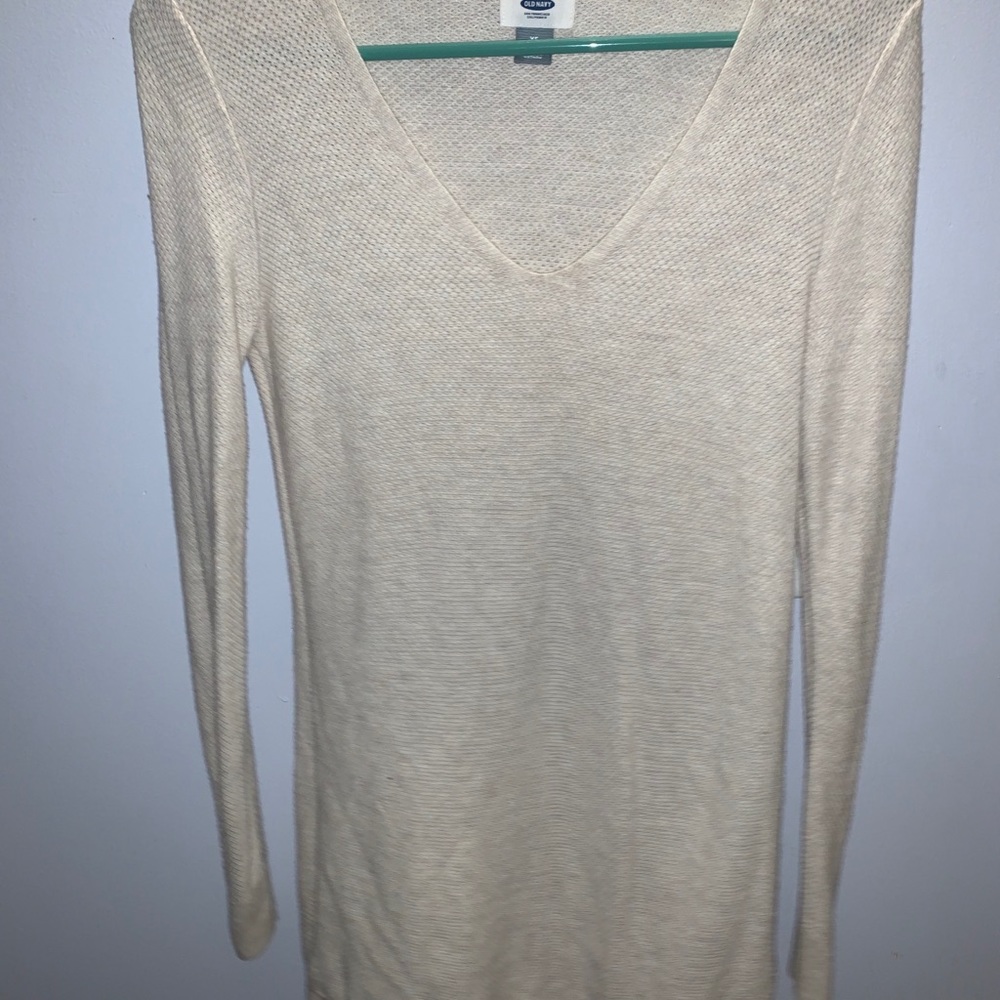 CREAM SWEATER
